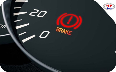 10 đèn cảnh báo trên ô tô thường gặp và cách xử lý cần biết