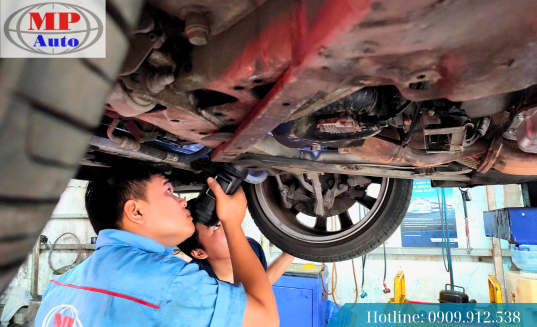 Bao lâu cần bảo dưỡng định kỳ xe ô tô?